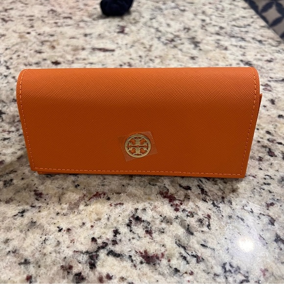 TORY BURCH - sunglass case - Picture 6 of 6